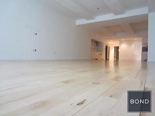 Rented by Bond New York | media 2