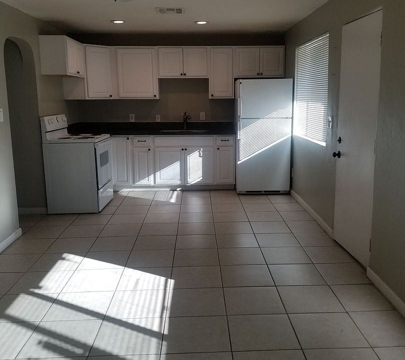 1st image of 1738 W Glenrosa Ave APT A