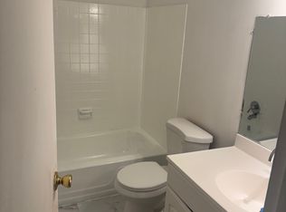 2411 Arbor Ct #2411, Mays Landing, NJ 08330