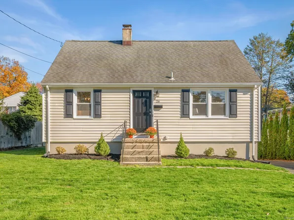 26 Chelene Road, Norwalk, CT 06851