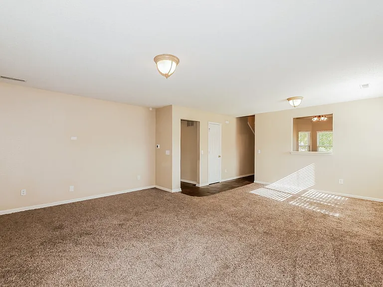 720 Treyburn Lakes Way — Photo 6