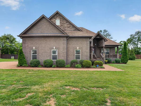 450 Cobblestone Way, Mount Juliet, TN 37122