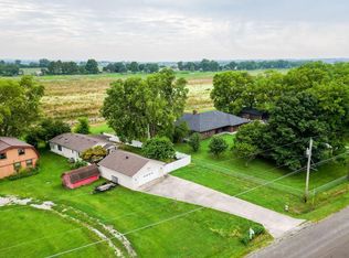 3312 SW Lakefront Ln W, Saint Joseph, MO 64504