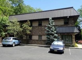 916 Somerset St, Watchung, NJ 07069