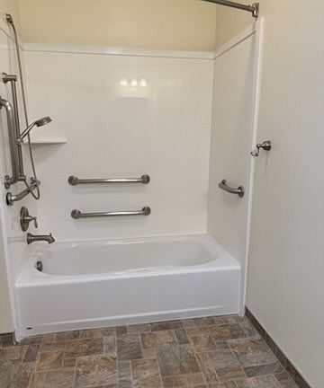 4th image of 495 W Pacific Court Cir