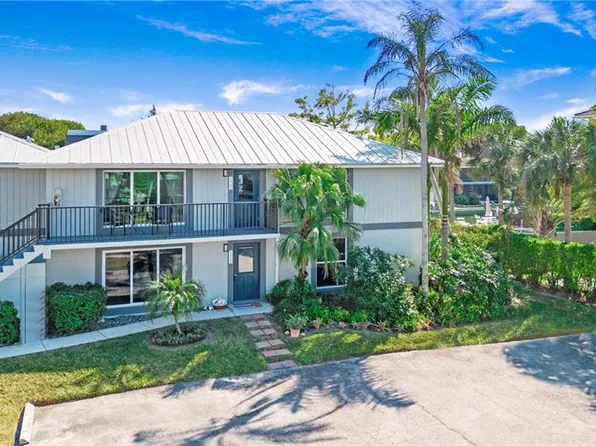 1560 Blue Point Ave 3, Naples, FL 34102