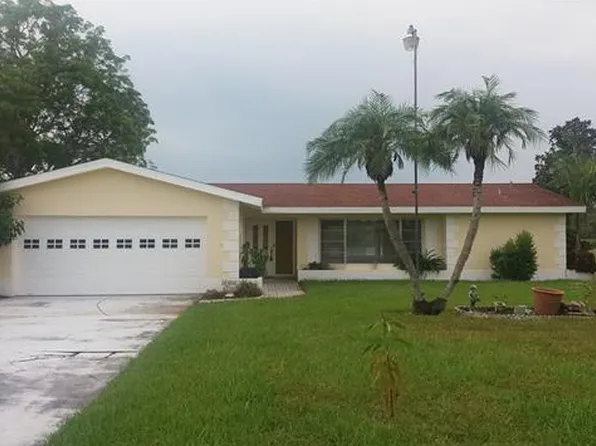 13826 River Forest Dr, Fort Myers, FL 33905