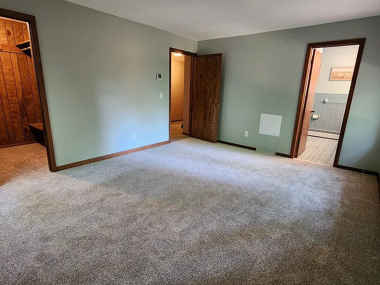 375 Houghton Rd — Photo 9
