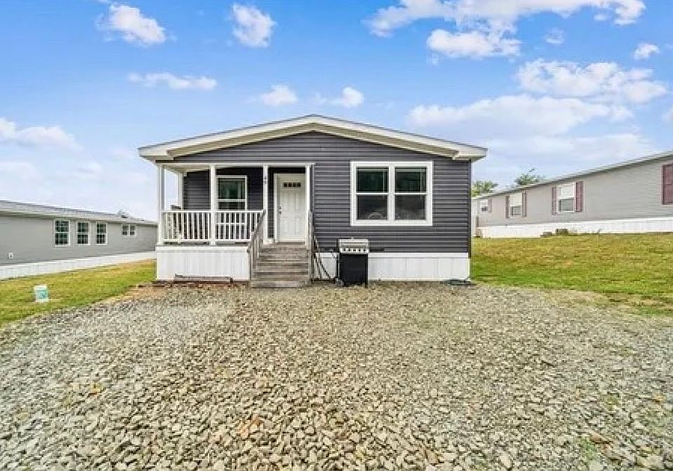 1st image of 49 High View Dr