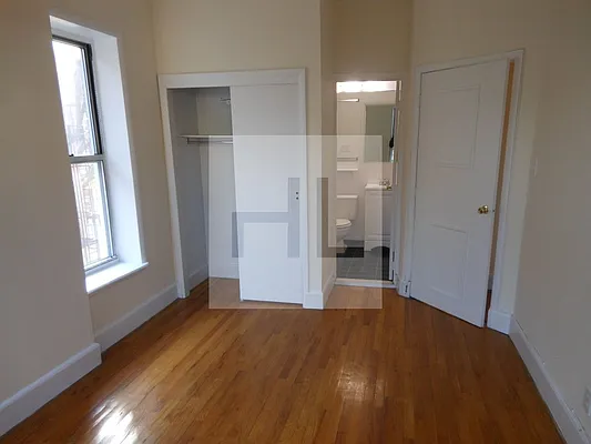 Rented by Highline Residential | media 17