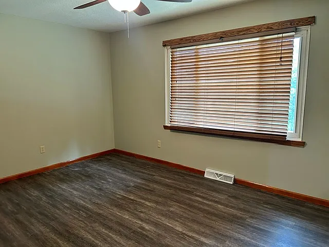 5268 Ash St — Photo 17