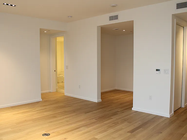 1075 NW Northrup St #408 — Photo 19