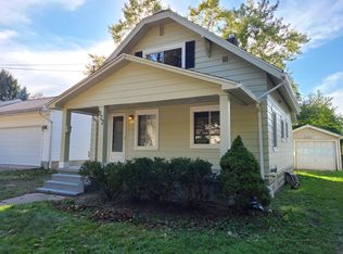 922 Davis St, Akron, OH 44310