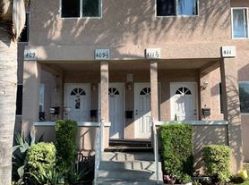 East 56th Street, Los Angeles, CA