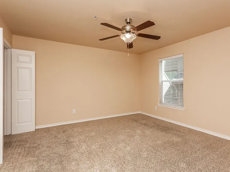 Cimarron Court Apartments — Photo 8