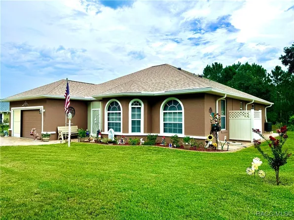 2668 N Brentwood Cir, Lecanto, FL 34461