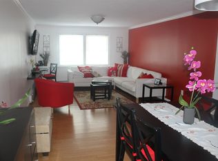 14 Woodman Way APT 4, Newburyport, MA 01950