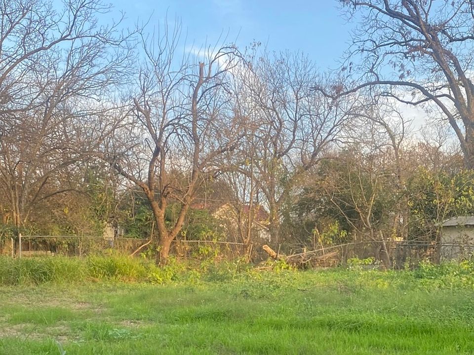 2nd image of 210 Dalton Alley LOT 5&6