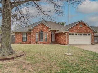 2612 Jaclyns Trl, Edmond, OK 73012