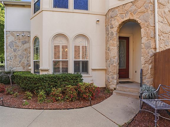 2nd image of 1014 Ricci Ct