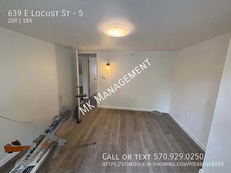 639 E Locust St #5 — Photo 9