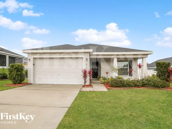 911 Kingfisher Dr, Haines City, FL 33844
