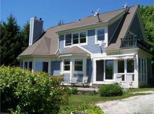 7 Bradley Ln, Groton, CT 06355