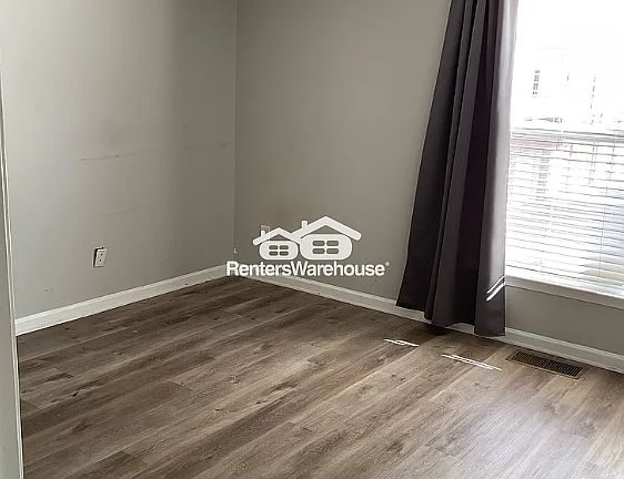 4th image of 3634 Card St