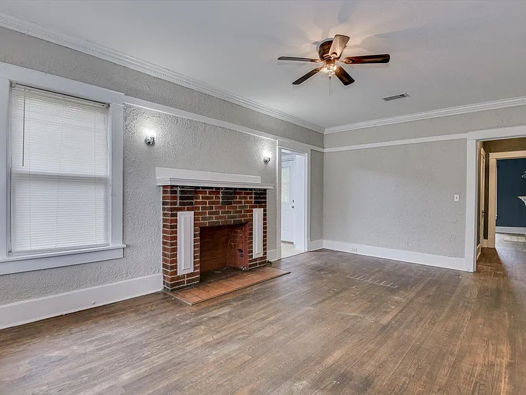 1011 Georgia Ave #3 — Photo 9