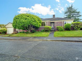 2102 Montvale Ct W, Seattle, WA