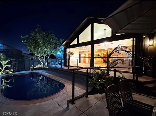 32 W Las Flores Dr, Altadena, CA 91001