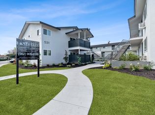 531 Ridgeway Ln #F, La Habra, CA 90631