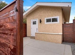 672 Crest Dr UNIT 2, Encinitas, CA 92024