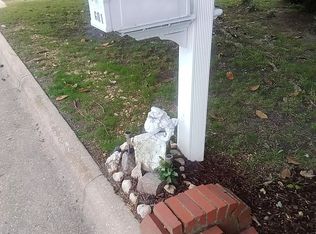 601 McReynolds St, Carthage, NC 28327