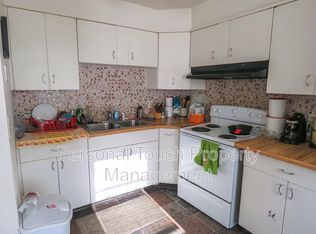 1221 10th St N APT 6, Fargo, ND 58102