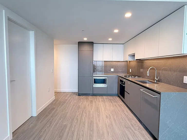 2135 Springer Ave #3701 — Photo 2