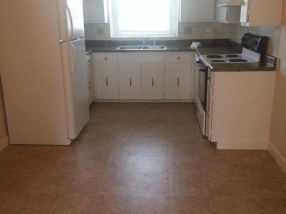 2nd image of 806 Morningside Dr APT 6