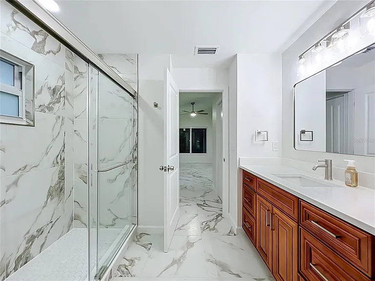 11148 Pinewood Cove Ln — Photo 54