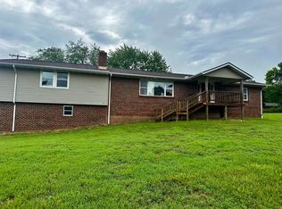 901 S Elm St, Mountain View, MO 65548