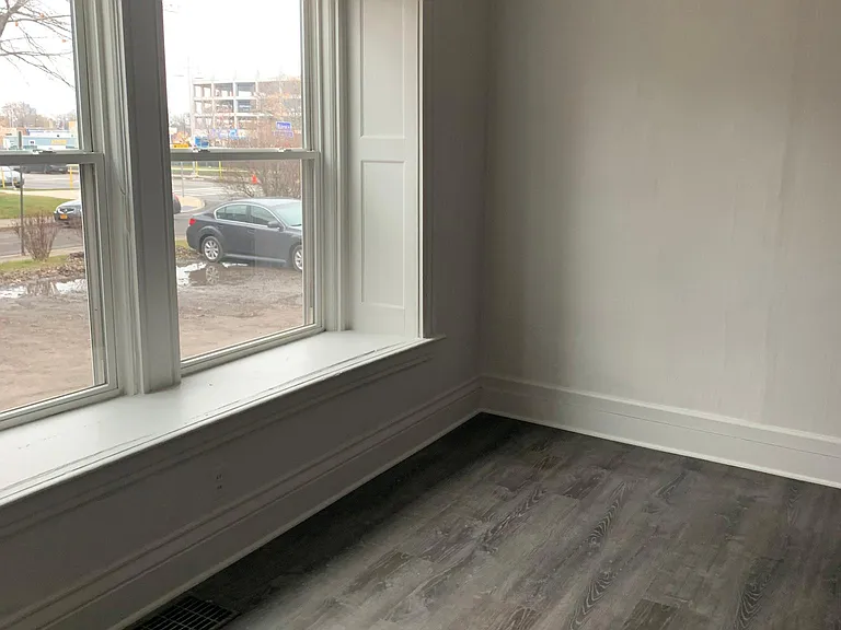 72 S Union St #2 — Photo 4