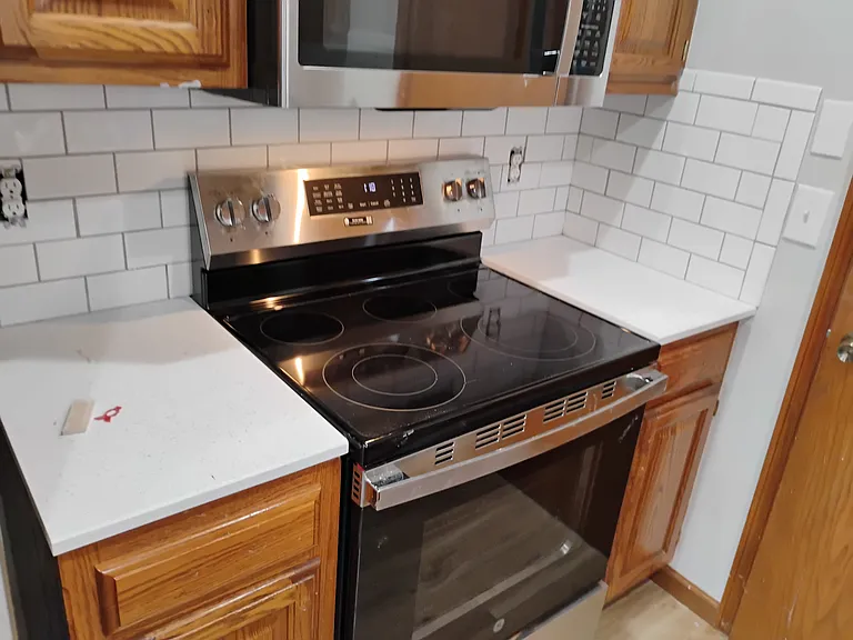 118 W Briarbrook Ln #118 — Photo 2