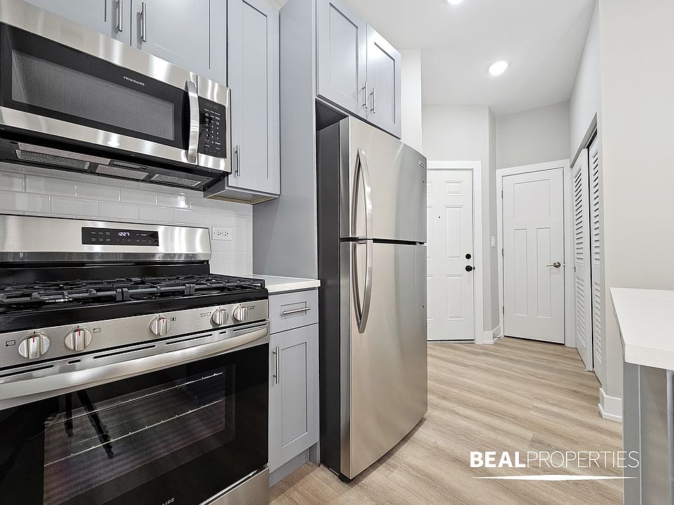 1st image of 428 W Belden Ave APT 19