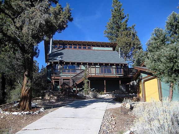 2nd image of 777 Panamint Mountain Dr