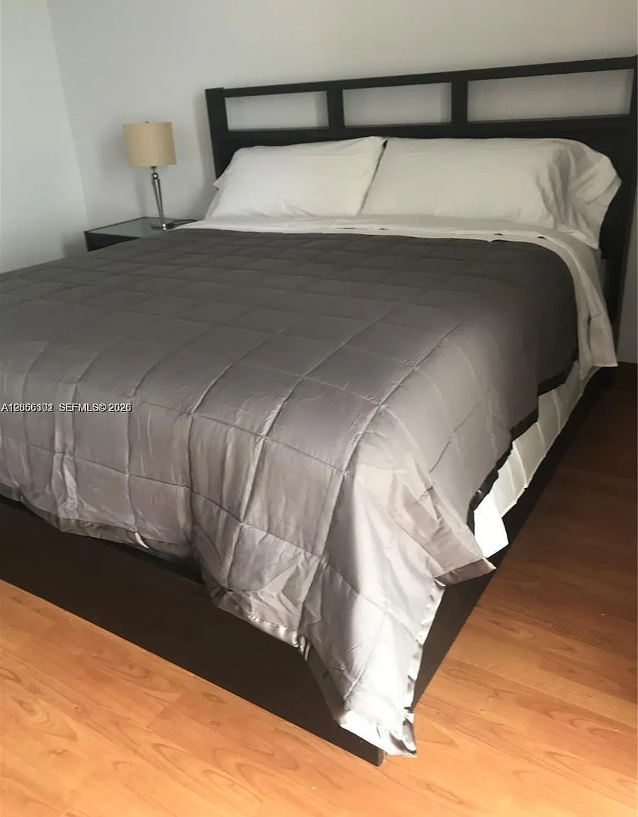 Buckley Towers Condo - Ea — Photo 3