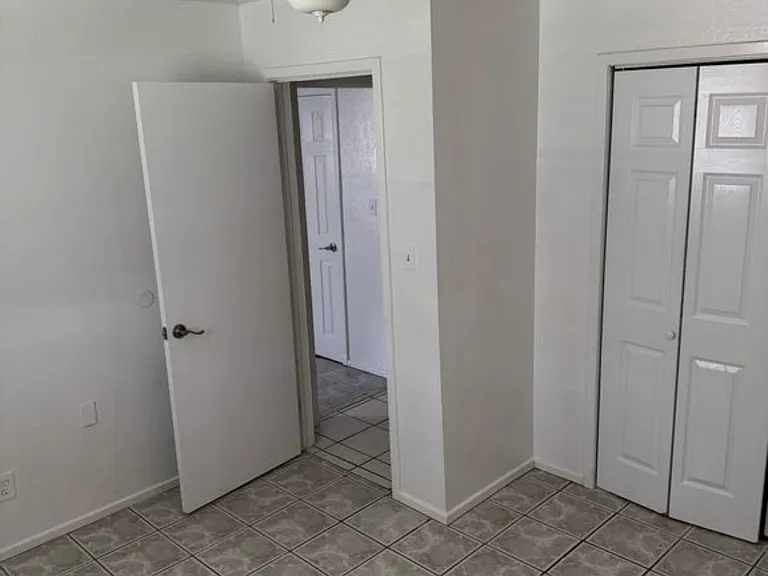 5345 Daleiden Dr — Photo 8