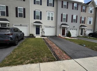 174 Ontario Dr, Falling Waters, WV 25419