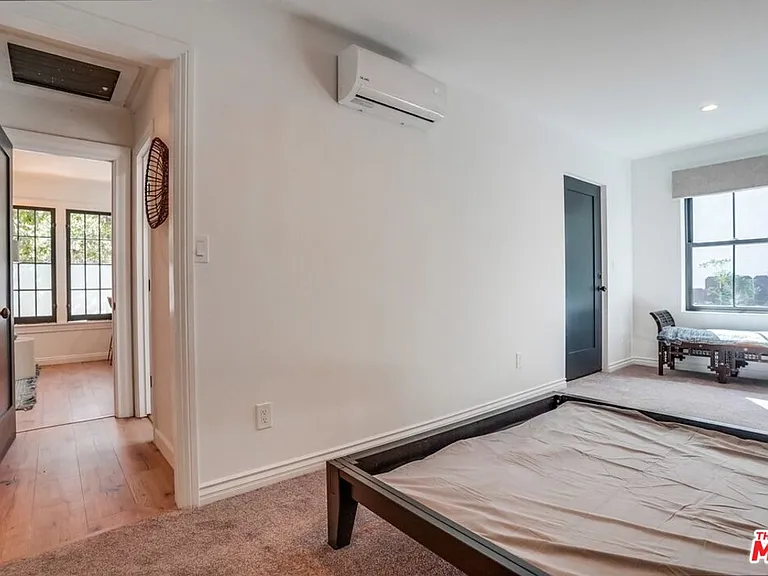 1574 Murray Dr — Photo 27