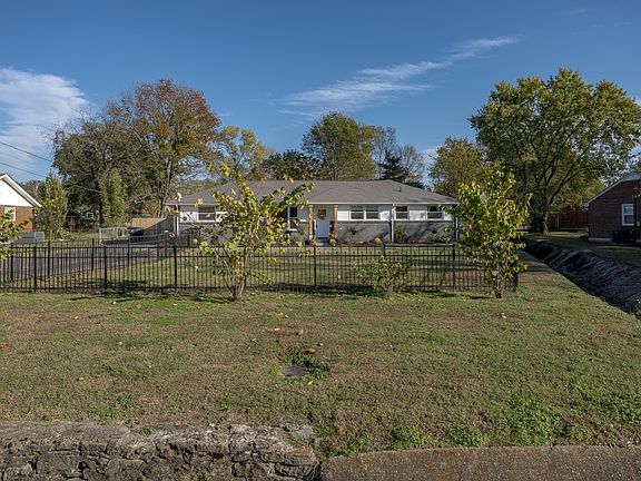 4th image of 2916 Rich Acres Dr