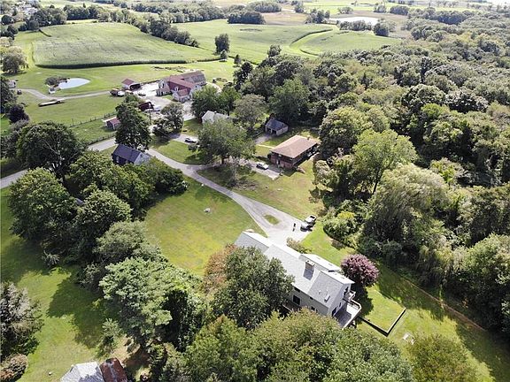 2nd image of 23 Seapowet Ave