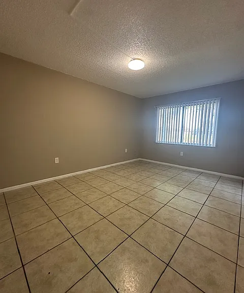 4212 Desoto Ave #27 — Photo 6